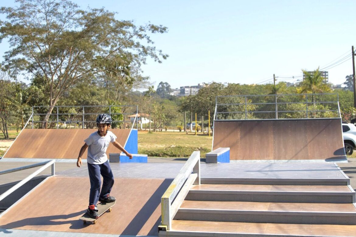 Itaquá inaugura pista de skate no Parque Ecológico Gazeta Popular